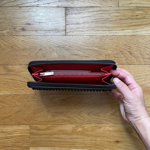 Christian Louboutin Panettone wallet (O/S) - Picture 7 of 16